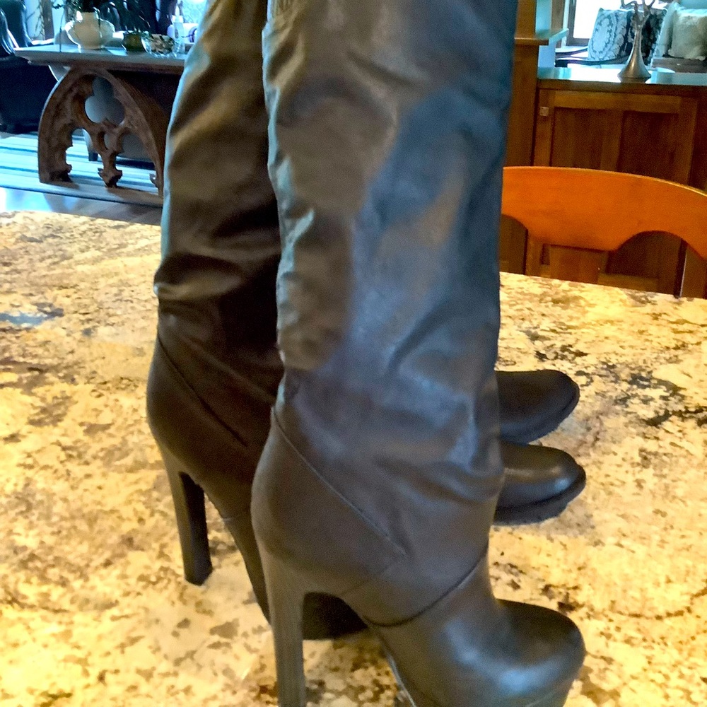 Victoria Secret platform high heeled boots